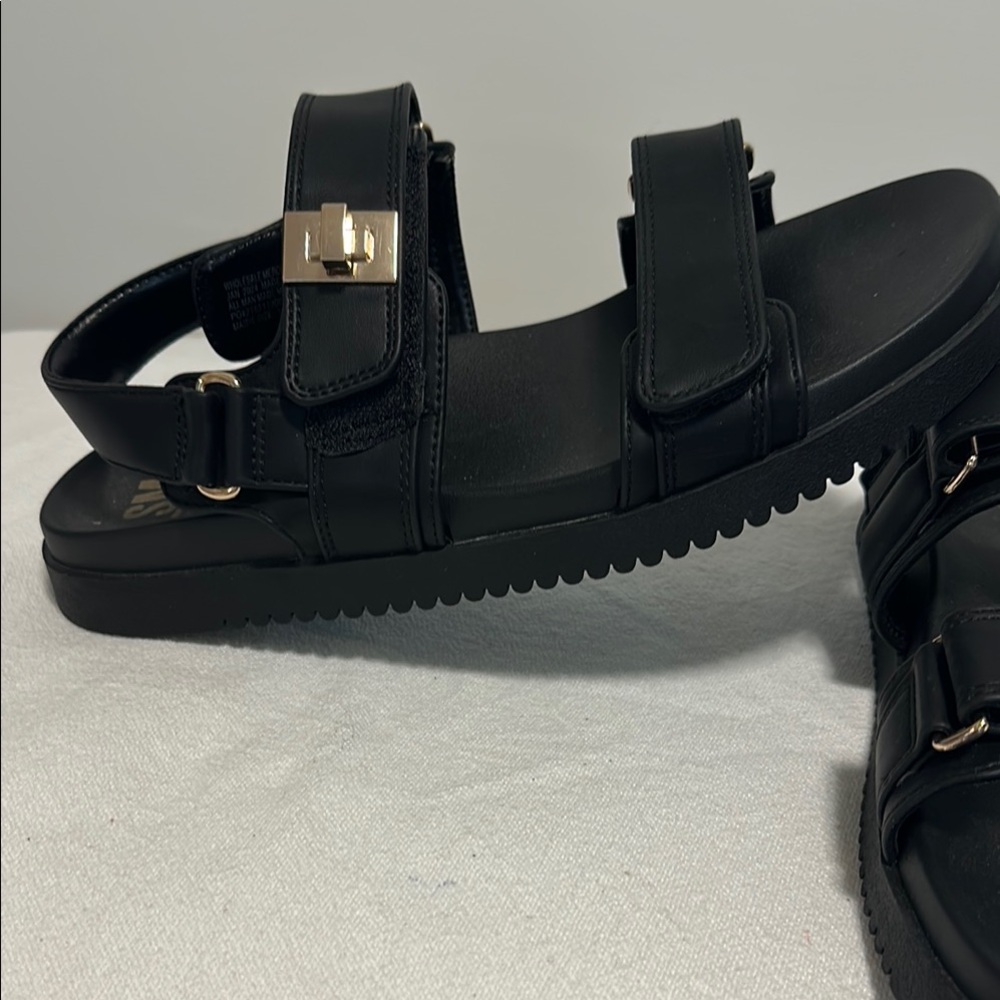 NEW. Steve Madden New York. Womens US 11  Mona Sandals - Picture 3 of 6